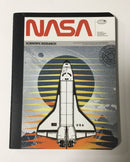 LIBRETA DE COMPOSICION GRANDE CARPETA BLANDA DE 200 PÁGINAS NASA